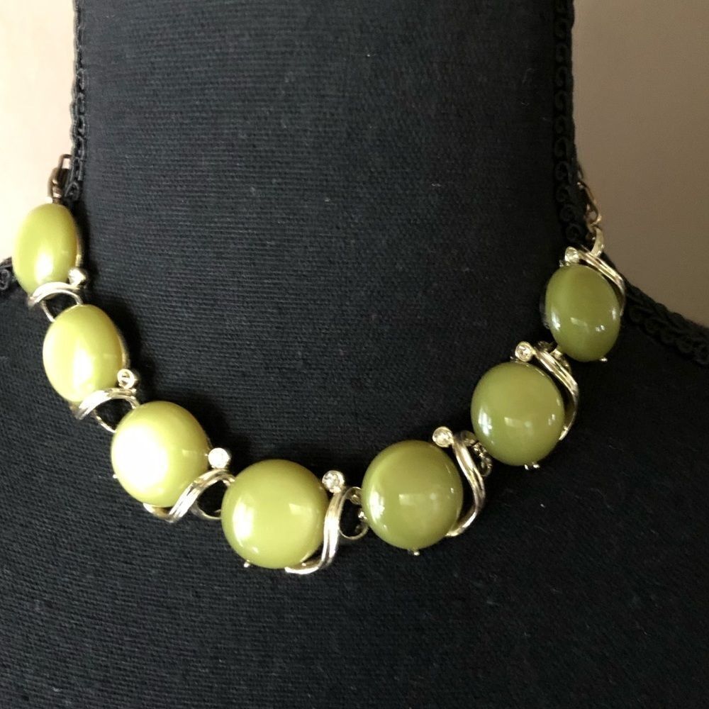 💝Necklace statement in Faux green jade